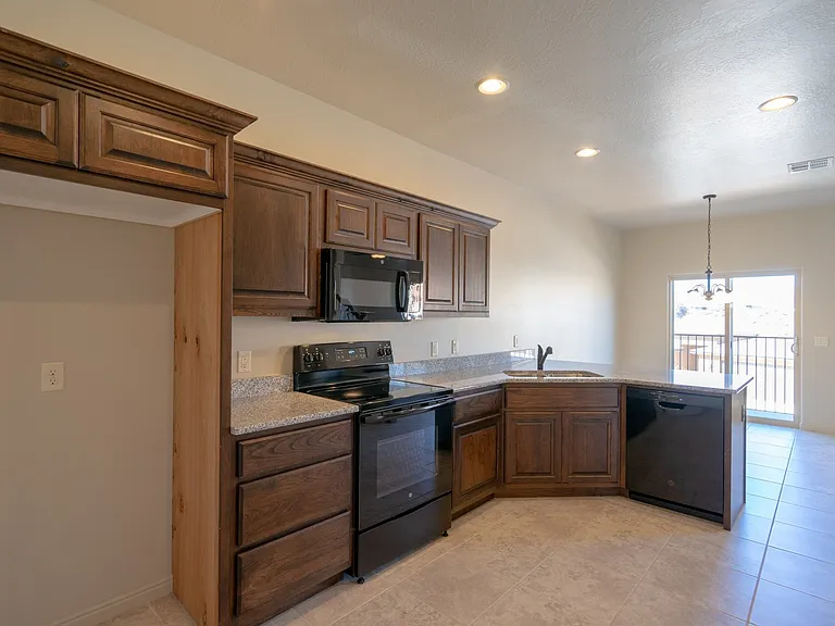 370 W Buena Vista Blvd #111 — Photo 11