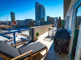 875 G St