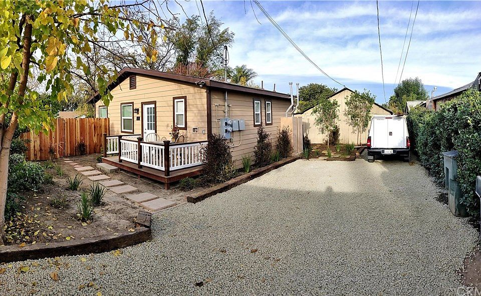 1st image of 810 Cedar St #101