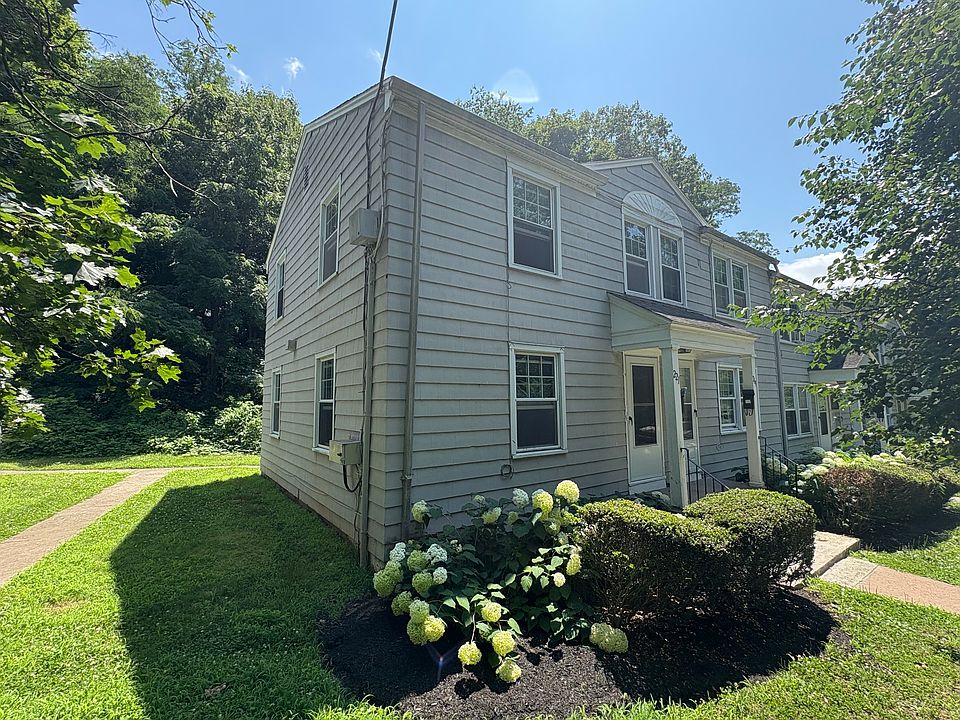 1st image of 115 Diamond St #174