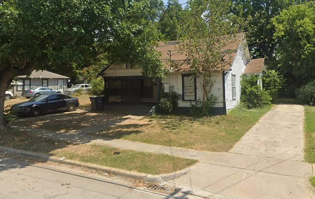 2 bed, 1008 sqft, $1,650 — Photo 1