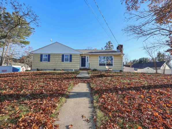 15 Ledge Road, Hudson, NH 03051