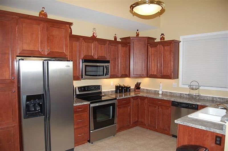 4th image of 1 D APPLEWOOD Drive