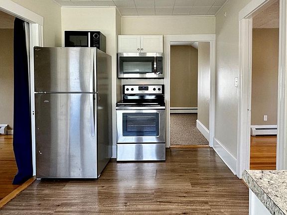5th image of 367 Orient Ave Floor 2