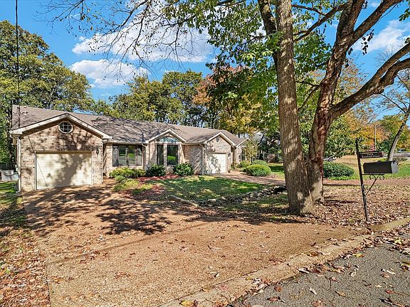 2nd image of 1918 Randolph Pl