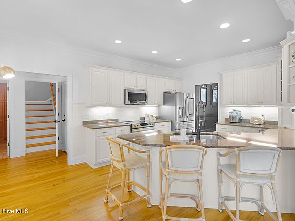 3rd image of 114 Friburg Road