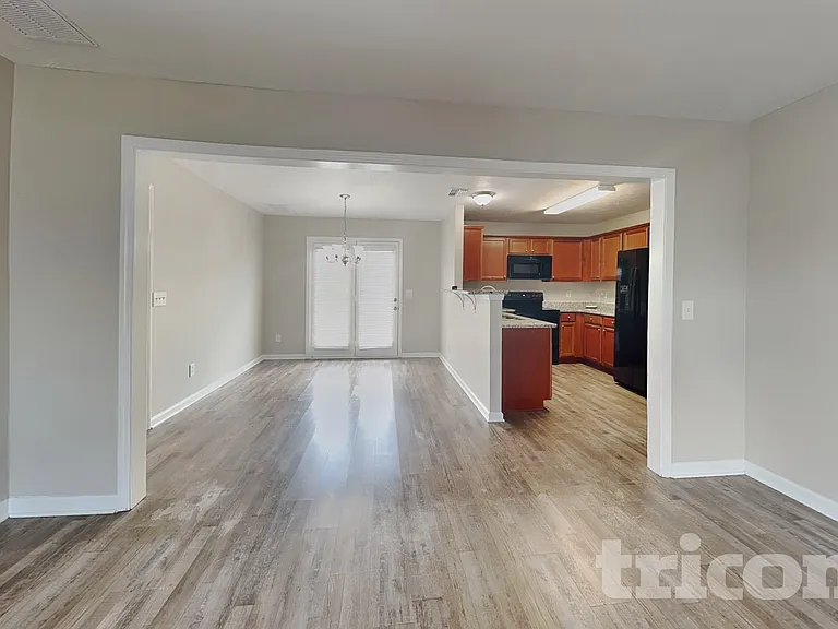 232 Mary Joe Martin Dr — Photo 2