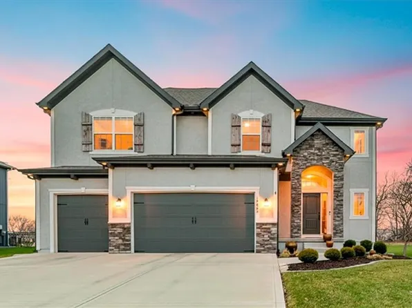 19004 Skyview Ln, Spring Hill, KS 66083