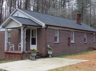 581 J Kennedy Rd, Clarkesville, GA 30523