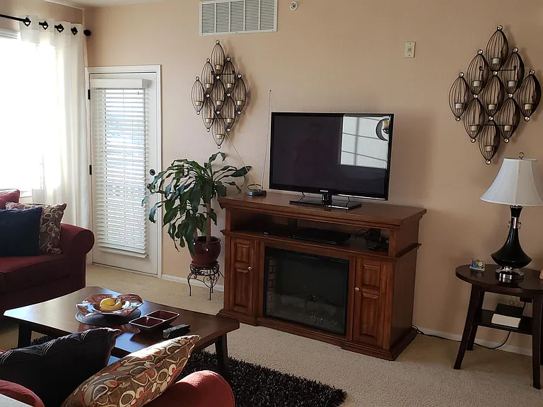 2682 S Cathay Way — Photo 24