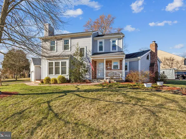 4342 Silas Hutchinson Dr, Chantilly, VA 20151