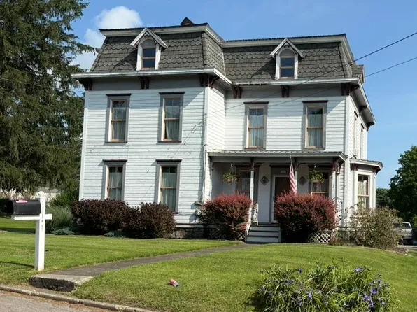 2 South St, Marathon, NY 13803