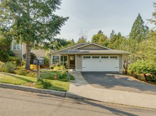 9627 SW 50th Ave, Portland, OR 97219