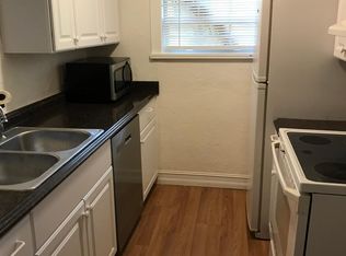 939 Singing Pines Ln, North Fort Myers, FL 33917