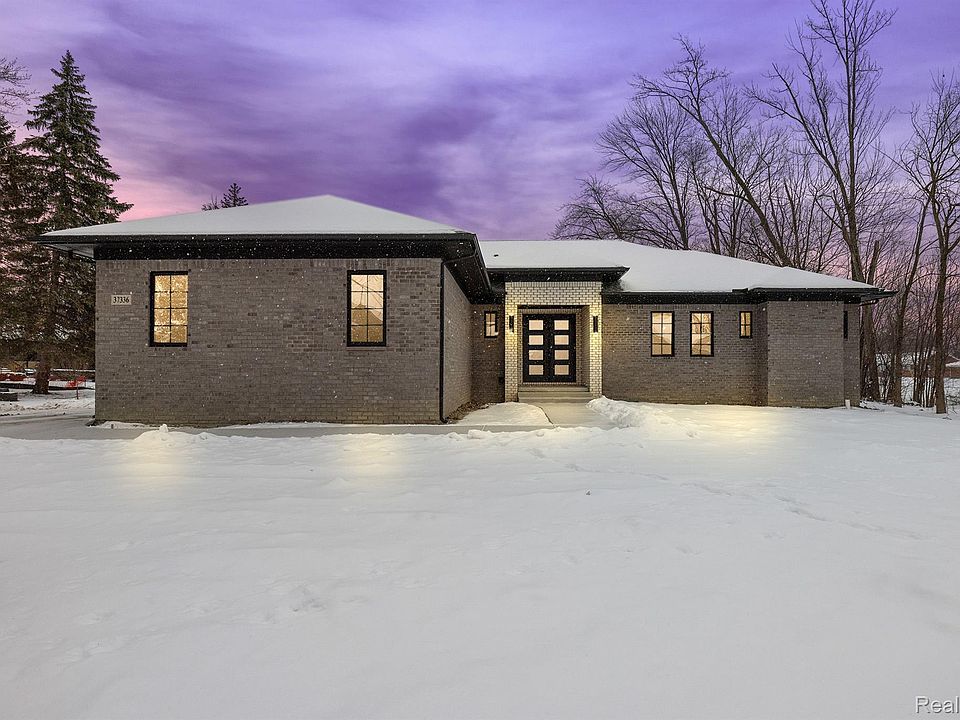 1st image of 37336 N Hanson Dr