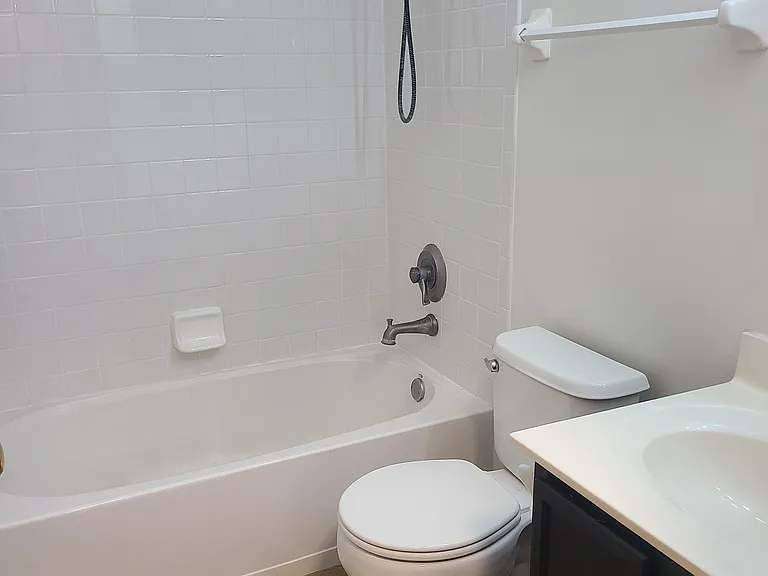 9153 Constitution Ave — Photo 19