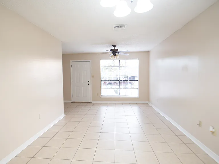 Perkins Place Townhomes — Photo 4