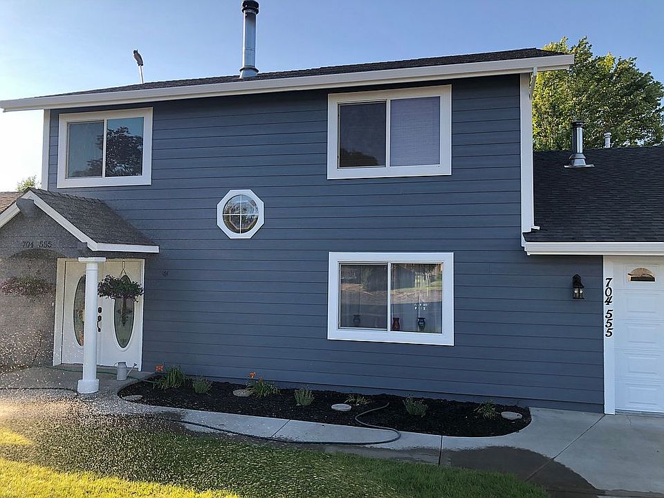 2nd image of 704-555 Anita Dr
