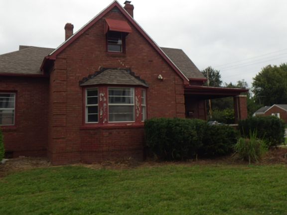 3rd image of 1201 Raible Ave