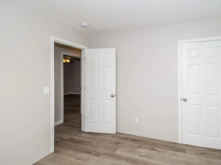116 Brentwood Ct — Photo 16