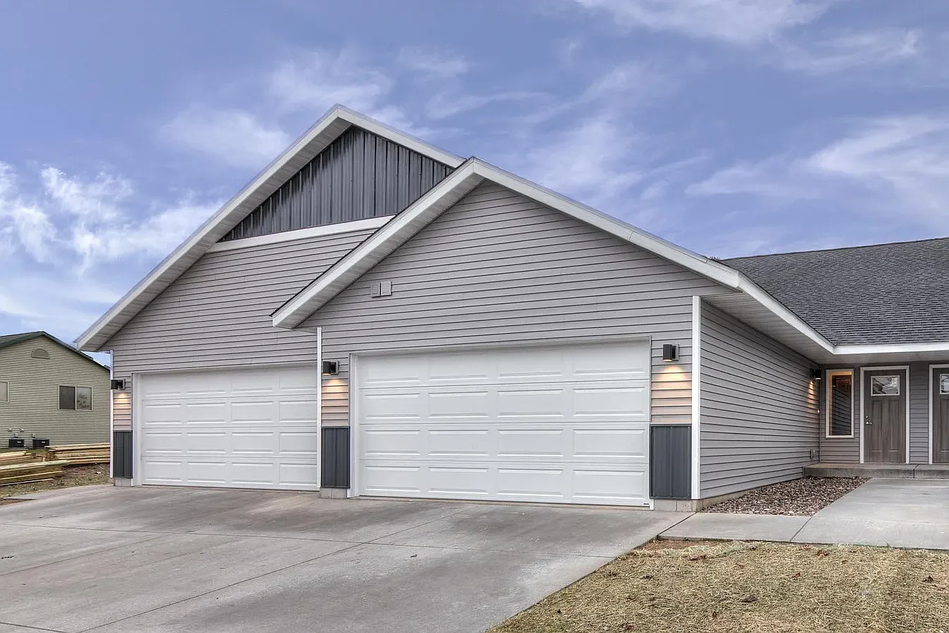 3 bed, 1675 sqft, $1,495 — Photo 1