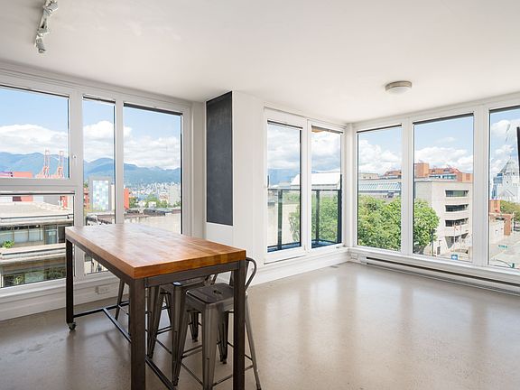 5th image of 150 Cordova St E #902