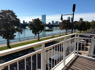 83 Cambridge Pkwy #W201, Cambridge, MA 02142