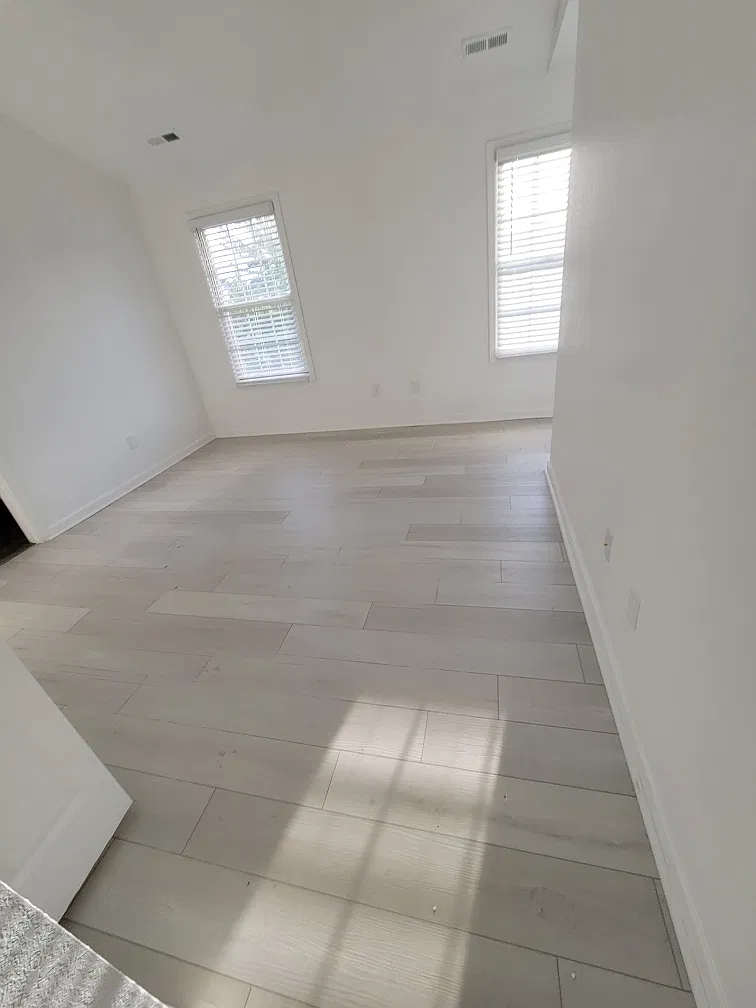 3 bed, 2.5 bath, 2250 sqft, $2,495 — Photo 4