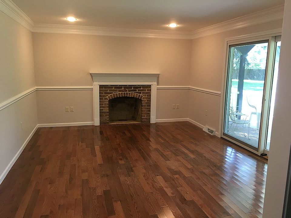 1st image of 4328 Beaufort Hunt Dr