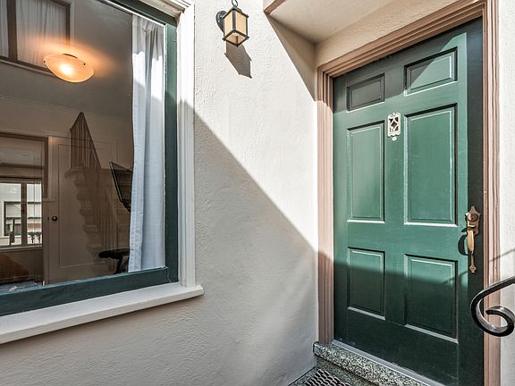 4th image of 1422 Dolores St #1422