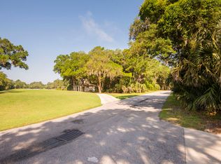 220 Yellowthroat Ln, Johns Island, SC 29455