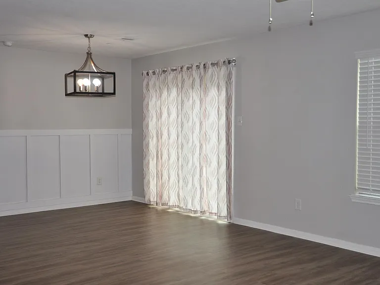 16025 Summerville Lake Dr — Photo 8