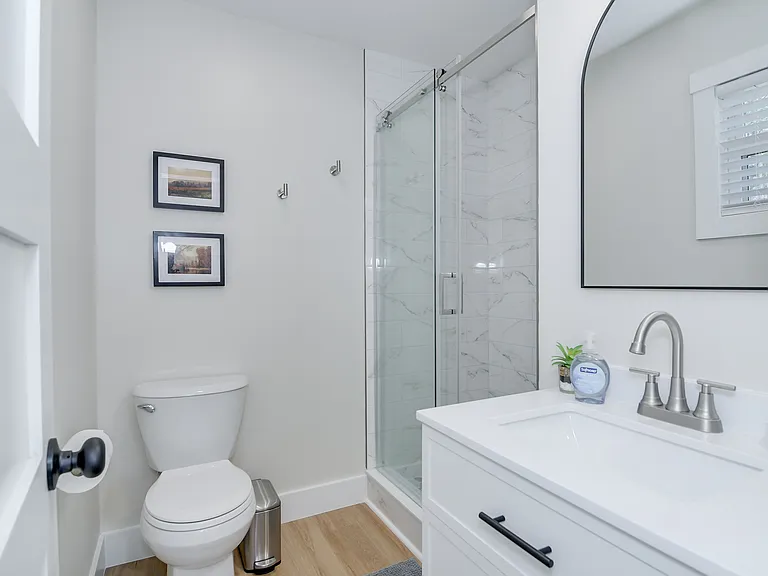 313 Marshall St — Photo 4