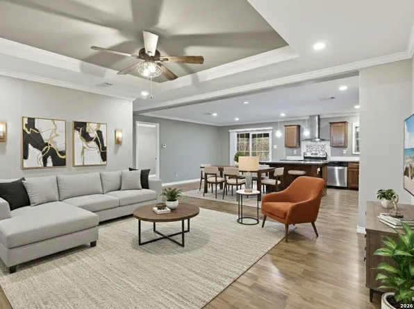 2383 Tomblin, Bigfoot, TX 78005