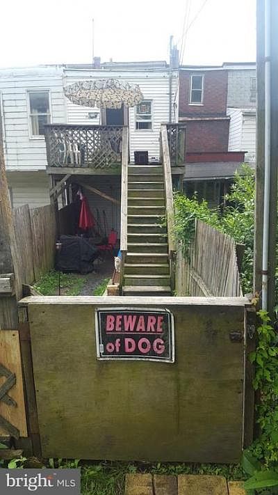 2nd image of 403 W Centre St
