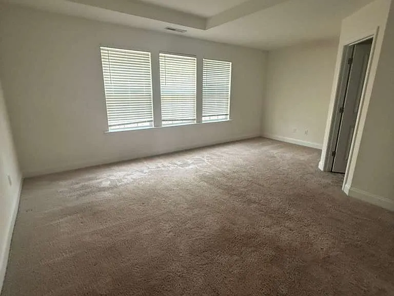 2100 Solana Woods Dr — Photo 19