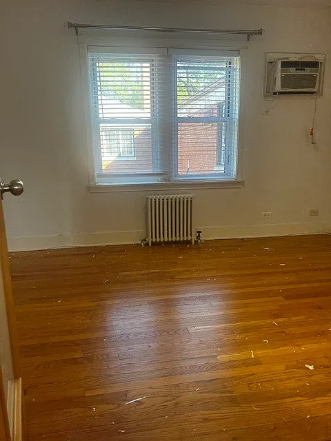 2 bed, 1.0 bath, 800 sqft, $1,950 — Photo 4