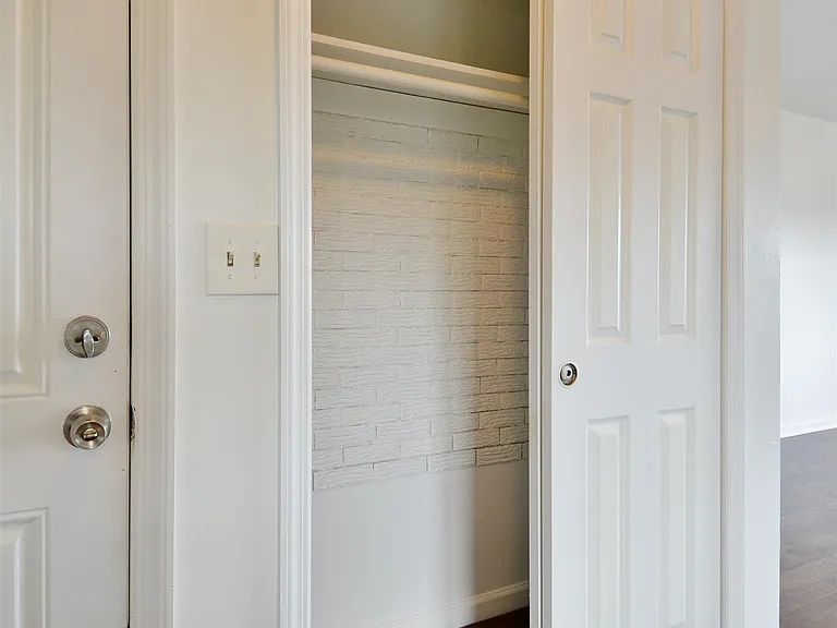 121 Garfield Ave #3 — Photo 8