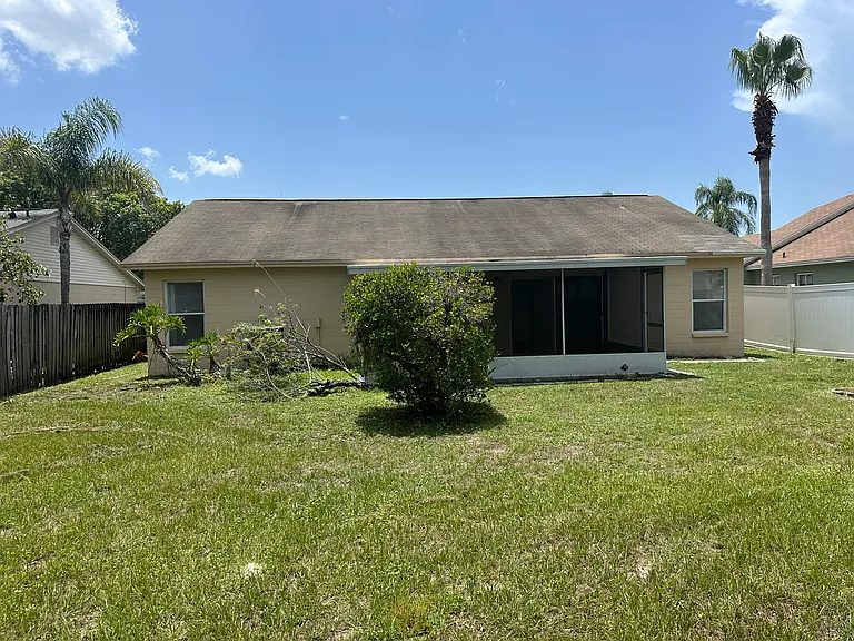 5915 Taywood Dr — Photo 18
