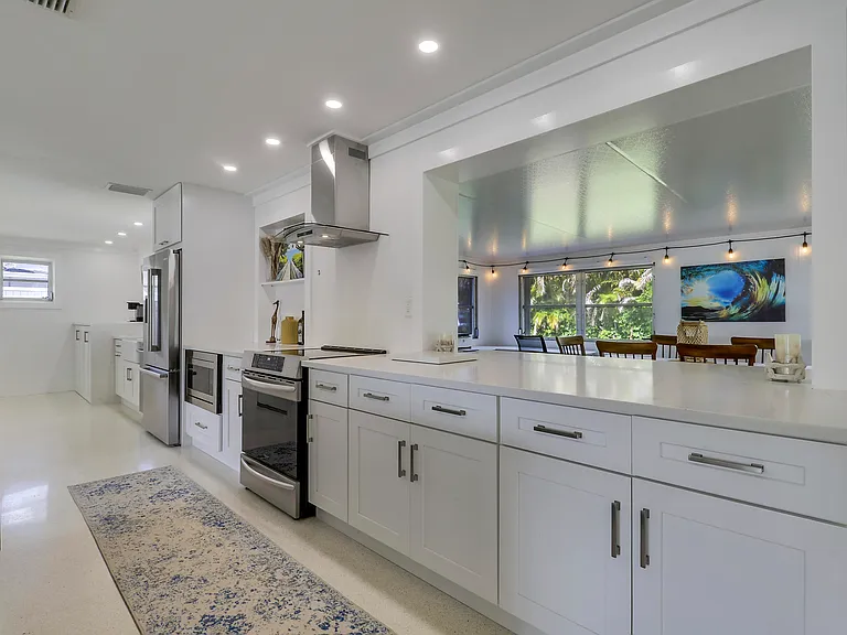 1518 Summer Ave — Photo 16