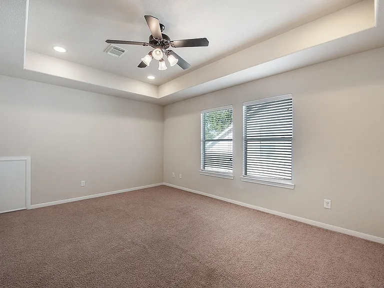 158 Rocky Point Dr — Photo 26