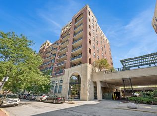 811 W 15th Pl UNIT 906, Chicago, IL 60608