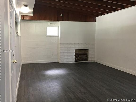 5th image of 561 NW 191st St