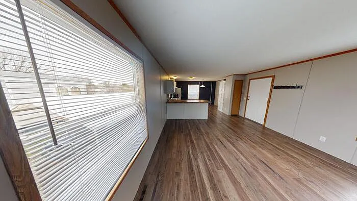 124 Delta Ave — Photo 28