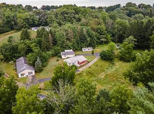 4559 Game Preserve Rd, Schnecksville, PA 18078