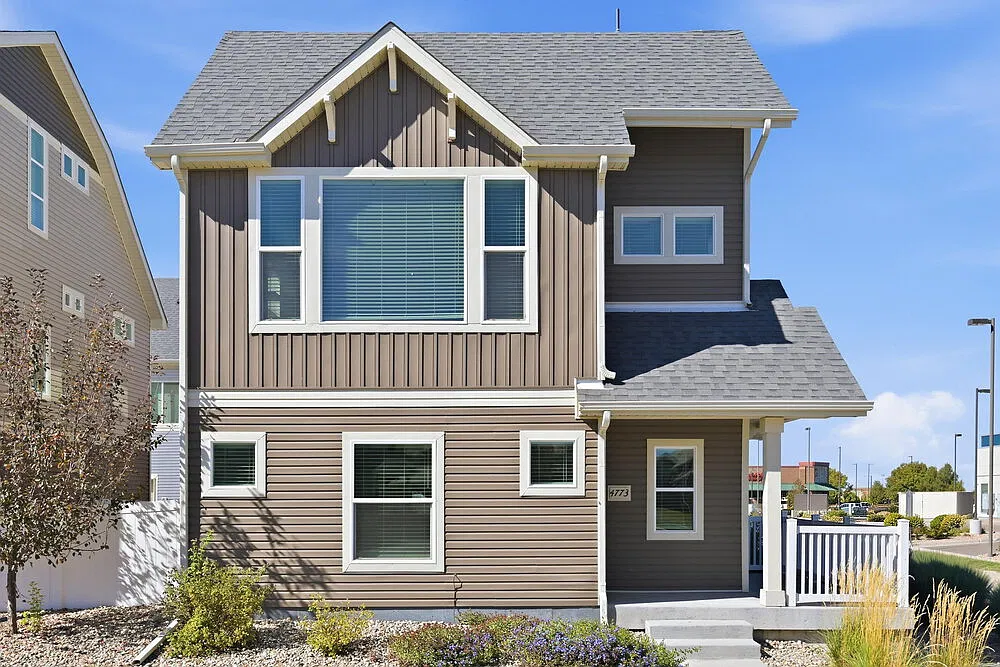 3 bed, 2.0 bath, 1510 sqft, $2,600 — Photo 1