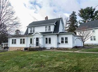 875 S Grandview Ave, Dubuque, IA 52003