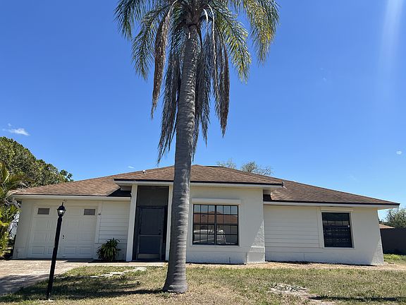 2nd image of 14 Lorelei Ave