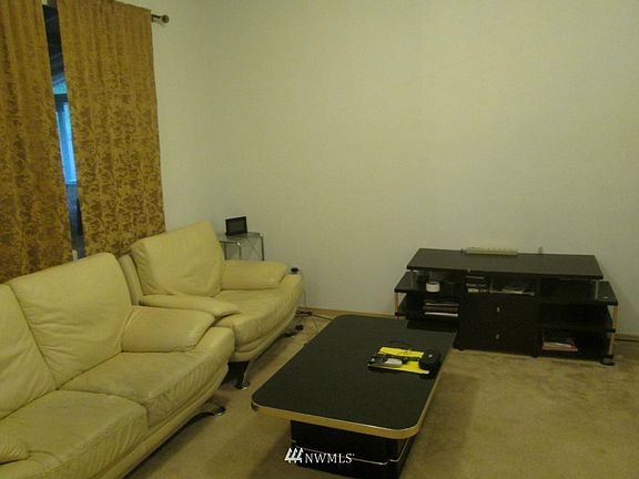 3rd image of 4633 100th Street NE #F