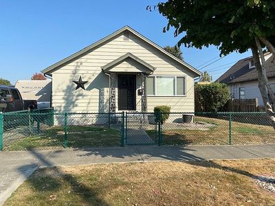 609 2nd St SW, Puyallup, WA, 98371
